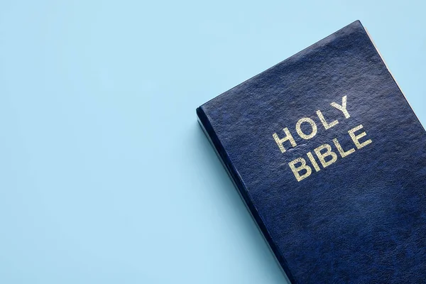 Bible Svatá Barevném Pozadí — Stock fotografie