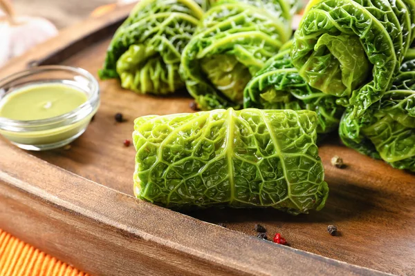 Tray Stuffed Cabbage Leaves Sauce Table Closeup — Stock Photo, Image