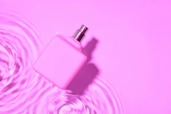 Bottle Perfume Water Color Background — Stock Photo, Image