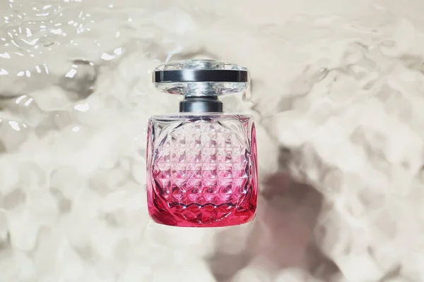Bottle Perfume Water Light Background — Stock Photo, Image