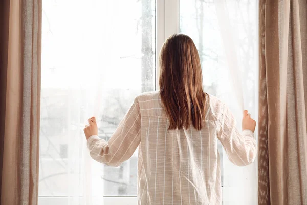 Young Woman Opening Light Curtains Home — Stock Photo, Image