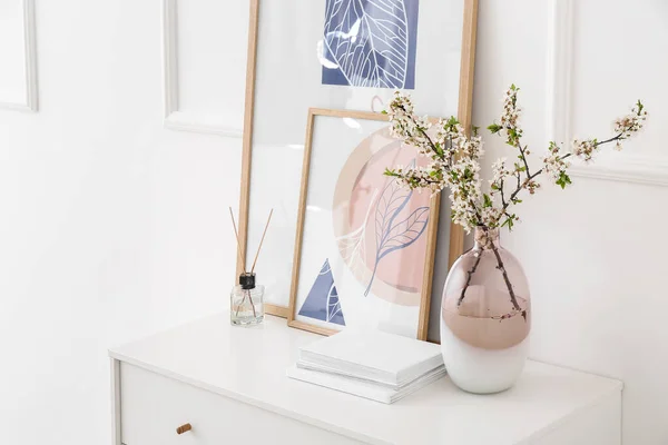 Vase Blossoming Branches Pictures Shelf Light Wall — 스톡 사진