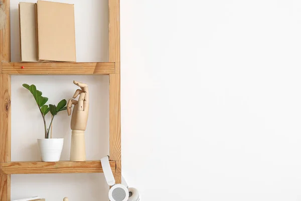 Wooden Hand Books Houseplant Shelf Unit — Stock Photo, Image