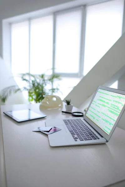 Laptop Credit Cards Workplace Hacker Room — Stock Photo, Image