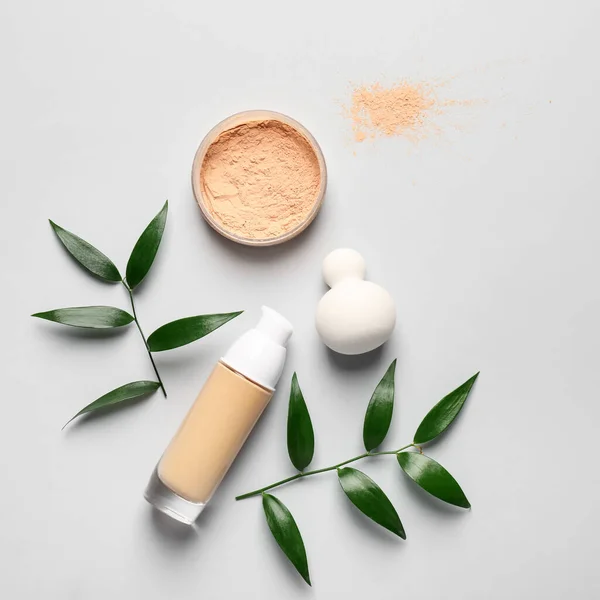 Makeup Sponge Tonal Foundation Powder Light Background — Stock Photo, Image