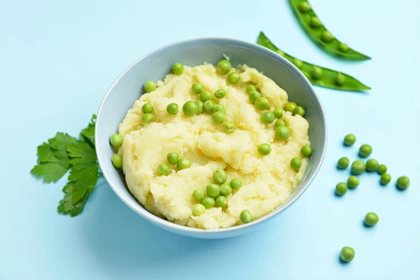Bowl Mashed Potatoes Green Peas Color Background — Stock Photo, Image