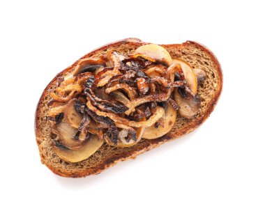 Beyaz arka planda mantarlı lezzetli bruschetta.