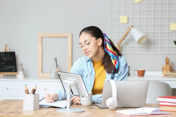 Female Student Preparing Exam Home — Stock Photo, Image