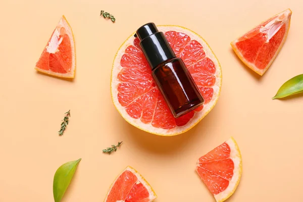 Composition Bottle Essential Oil Grapefruit Color Background — Stock Photo, Image