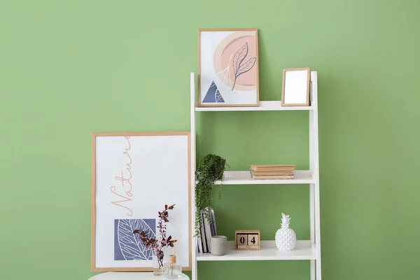 Vase Blossoming Branches Table Book Shelf Color Wall — Stock Photo, Image