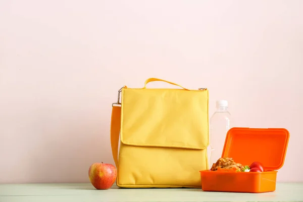 Bolsa Almuerzo Comida Sobre Fondo Color — Foto de Stock