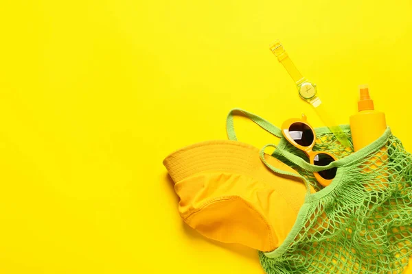 Bag Beach Accessories Color Background — Stock Photo, Image