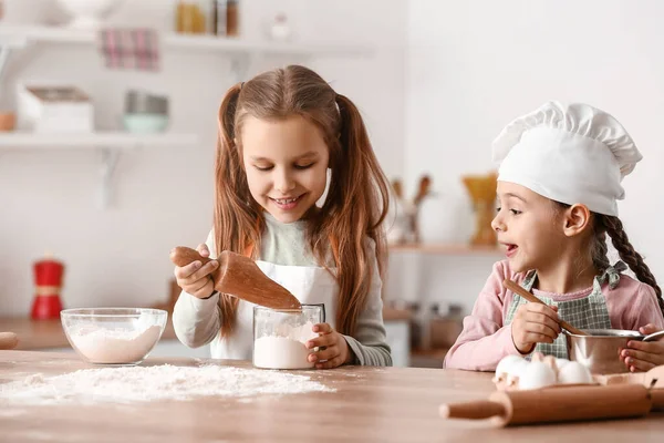 Cute Little Sisters Cooking Kitchen — Stock Photo, Image