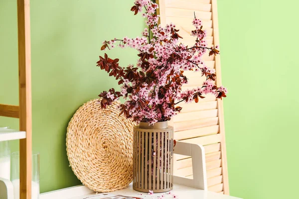 Vase Blooming Branches Table Room — Stock Photo, Image