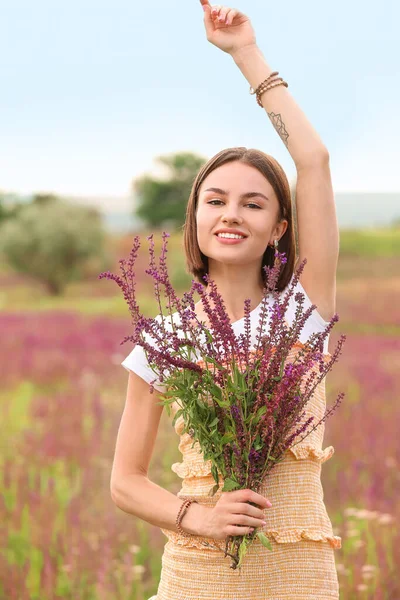 Beautiful Young Woman Summer Flowers Blooming Field — Stock Photo, Image