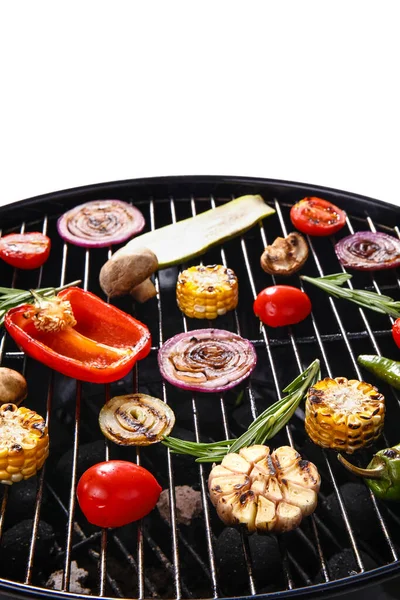 Grill Mit Gemüse Auf Weißem Hintergrund — Stockfoto