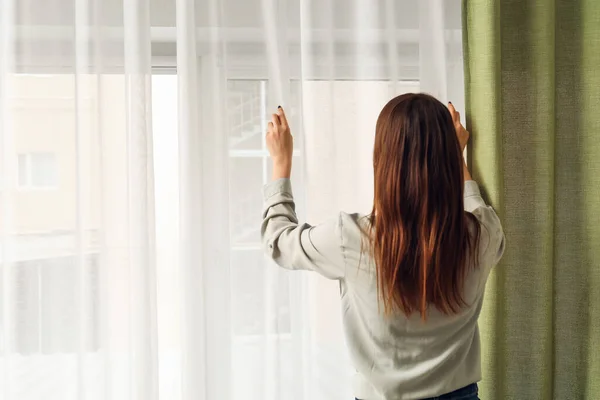 Young Woman Opening Light Curtains Home — Stock Photo, Image