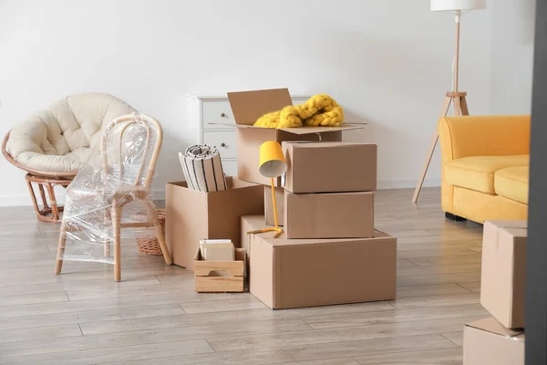 Cajas Cartón Con Pertenencias Habitación Día Del Traslado — Foto de Stock