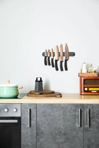 Ralador Com Placas Facas Balcão Cozinha — Fotografia de Stock