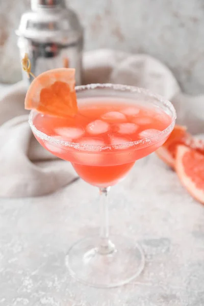 Glass Hemingway Daiquiri Cocktail Grunge Background — Stockfoto