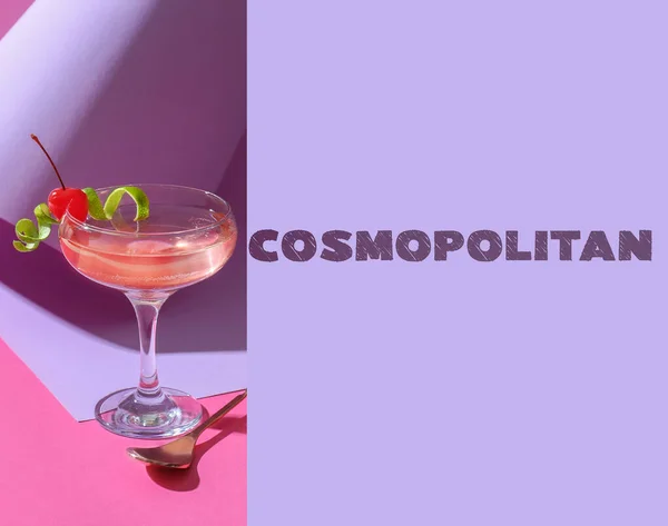 Verre Cocktail Cosmopolite Savoureux Sur Fond Couleur — Photo