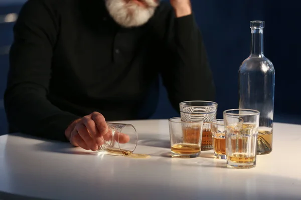 Drunk Senior Man Glass Drink Kitchen Night — Stock Photo, Image