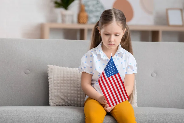 Little Girl Usa Flag Home Memorial Day Celebration — Stock Photo, Image