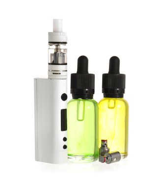 Beyaz zemin üzerinde yağ bulunan Vape modu