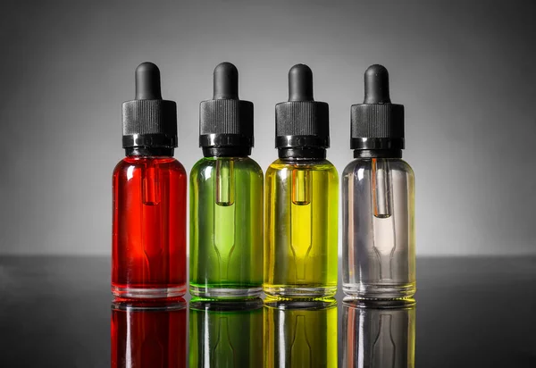 Set Oil Vaping Dark Background — Stock Photo, Image