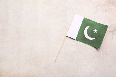 Işık arkaplanda Pakistan bayrağı