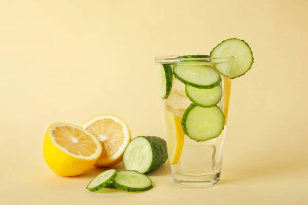 Glass Cucumber Lemonade Color Background — Stock Photo, Image