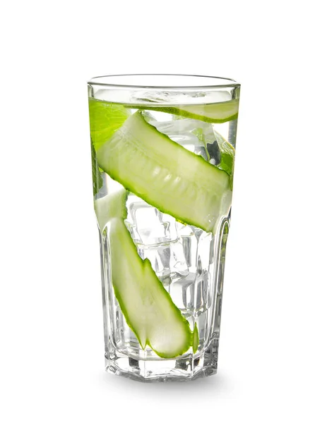 Vidro Com Limonada Pepino Sobre Fundo Branco — Fotografia de Stock