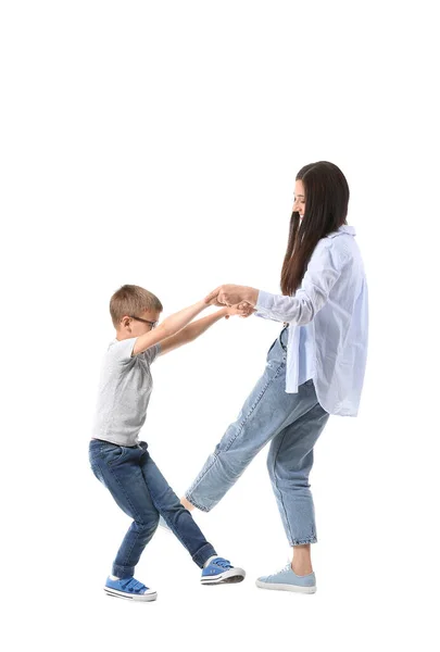 Bailando Joven Mujer Pequeño Hijo Sobre Fondo Blanco —  Fotos de Stock