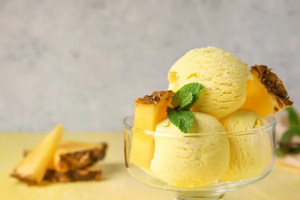 Glass Tasty Pineapple Ice Cream Table Closeup — Stock Photo, Image