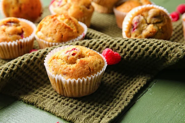 Tasty Raspberry Muffins Color Wooden Background Closeup — Stock Photo, Image