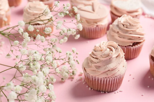 Smaklig Bröllop Cupcakes Färg Bakgrund — Stockfoto