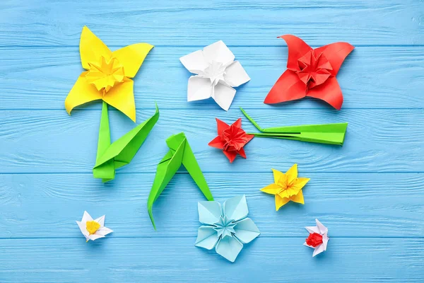 Origami Daffodils Color Wooden Background — Stock Photo, Image