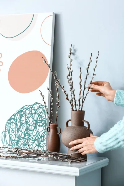 Woman Vase Willow Branches Room — Stock Photo, Image