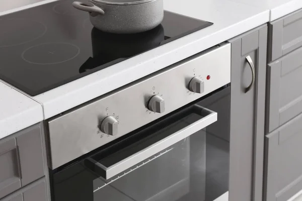 Modern Electric Oven Kitchen — Stock Photo, Image