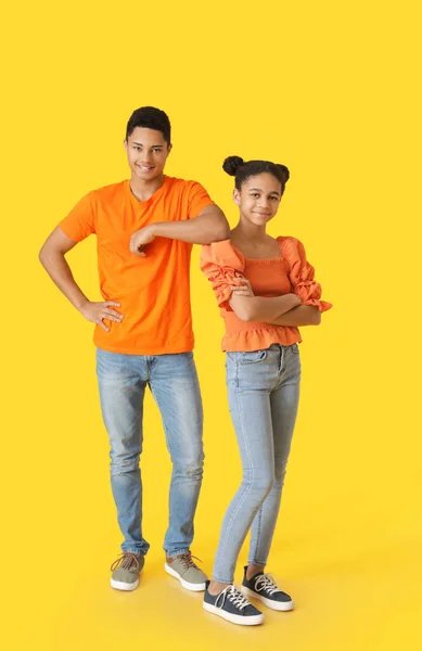 African American Brother Sister Color Background — Stock Photo, Image