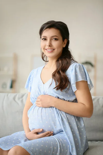 Mujer Embarazada Joven Casa —  Fotos de Stock
