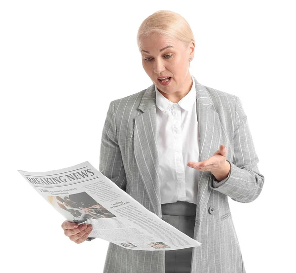 Surprised Mature Businesswoman Newspaper White Background — Stock Photo, Image