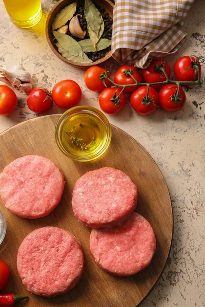 Composition Raw Cutlets Made Fresh Forcemeat Color Background — Stock Photo, Image