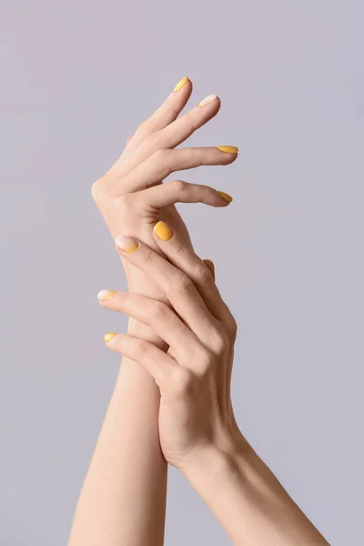 Female Hands Beautiful Manicure Grey Background — Stock Photo, Image