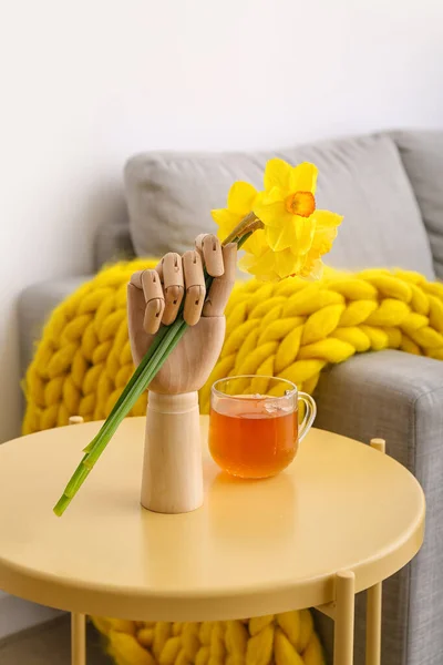 Mannequin Hand Narcissus Flowers Cup Tea Table Room — Stock Photo, Image