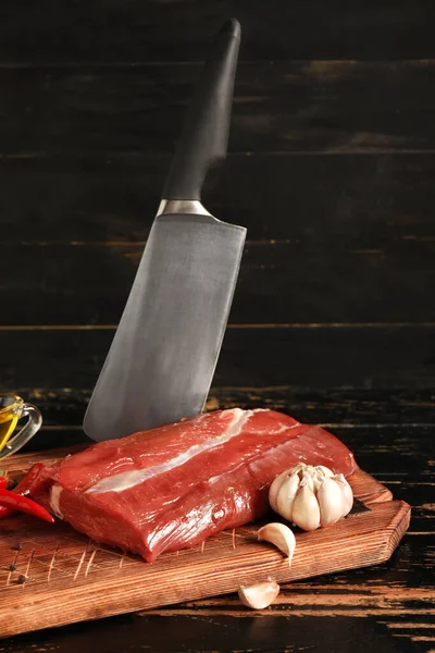 Wooden Board Raw Beef Brisket Butcher Knife Dark Wooden Background — Stok fotoğraf