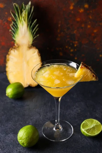Glass Pineapple Daiquiri Cocktail Dark Background — Stock Photo, Image