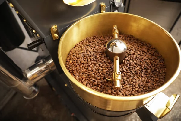 Modern Coffee Roaster Cooling Tray — Stock Photo, Image