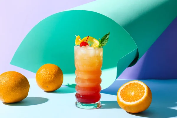Glas Lekkere Zomer Cocktail Kleur Achtergrond — Stockfoto