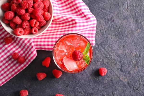 Glas Köstliche Himbeer Limonade Auf Dunklem Hintergrund — Stockfoto